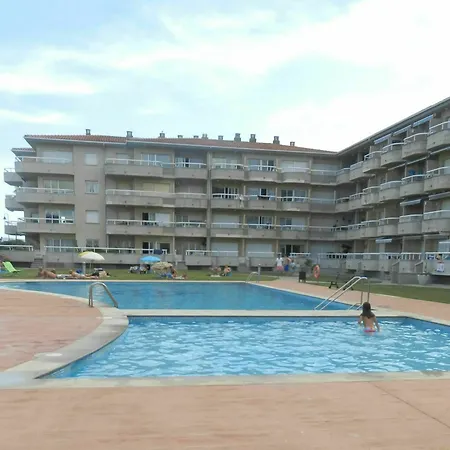 With One Bedroom In L'estartit, With Wonderful Sea View, Poo Apartment Torroella De Montgri